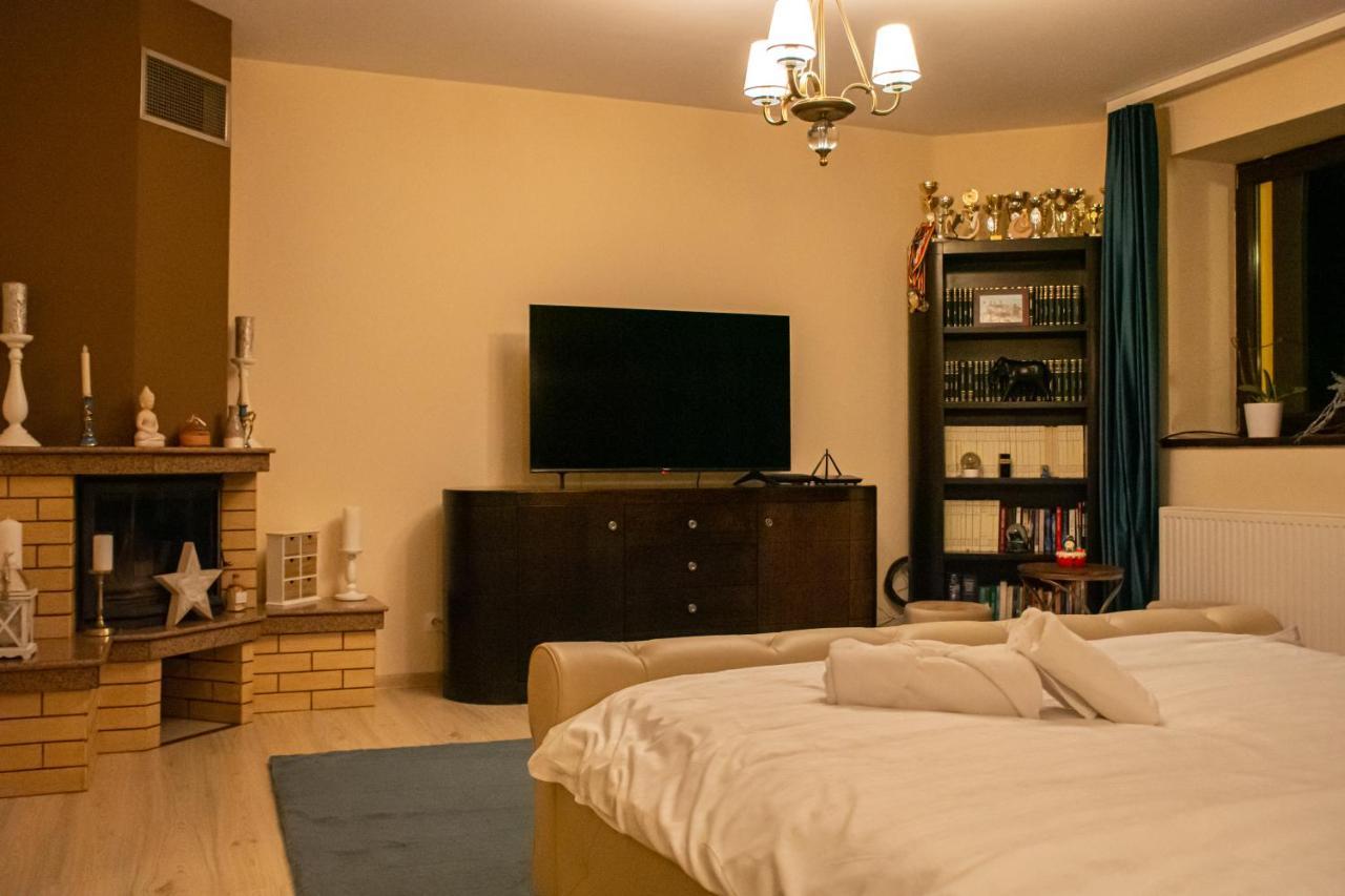 Janine Garden Hotel Braşov Eksteriør billede