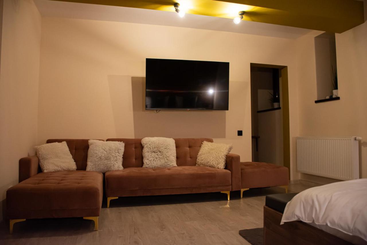 Janine Garden Hotel Braşov Eksteriør billede
