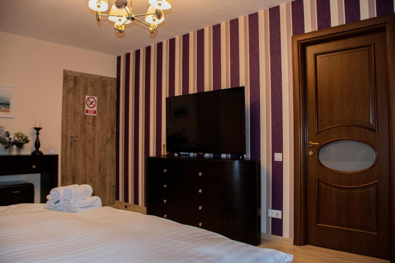 Janine Garden Hotel Braşov Eksteriør billede