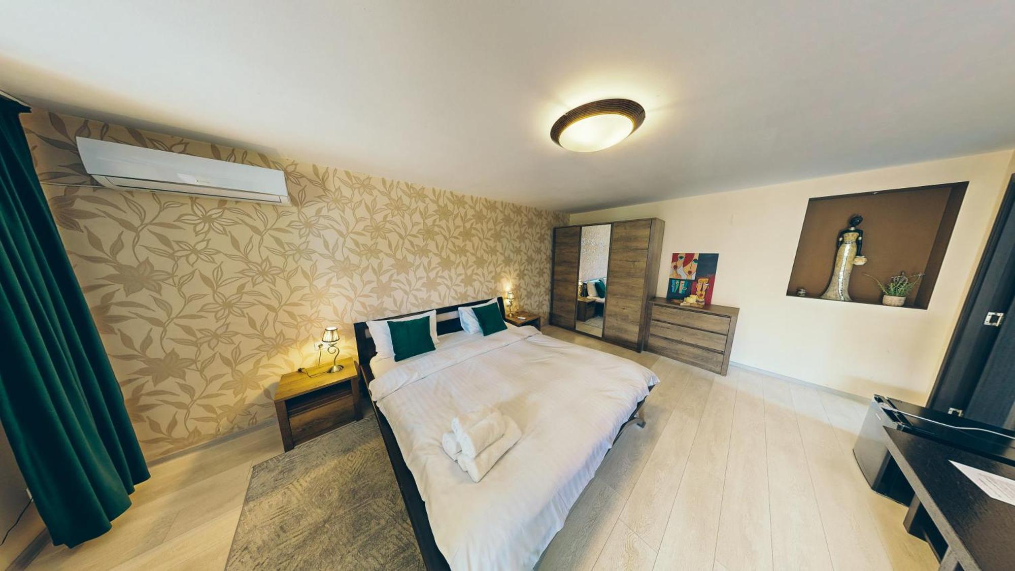 Janine Garden Hotel Braşov Eksteriør billede