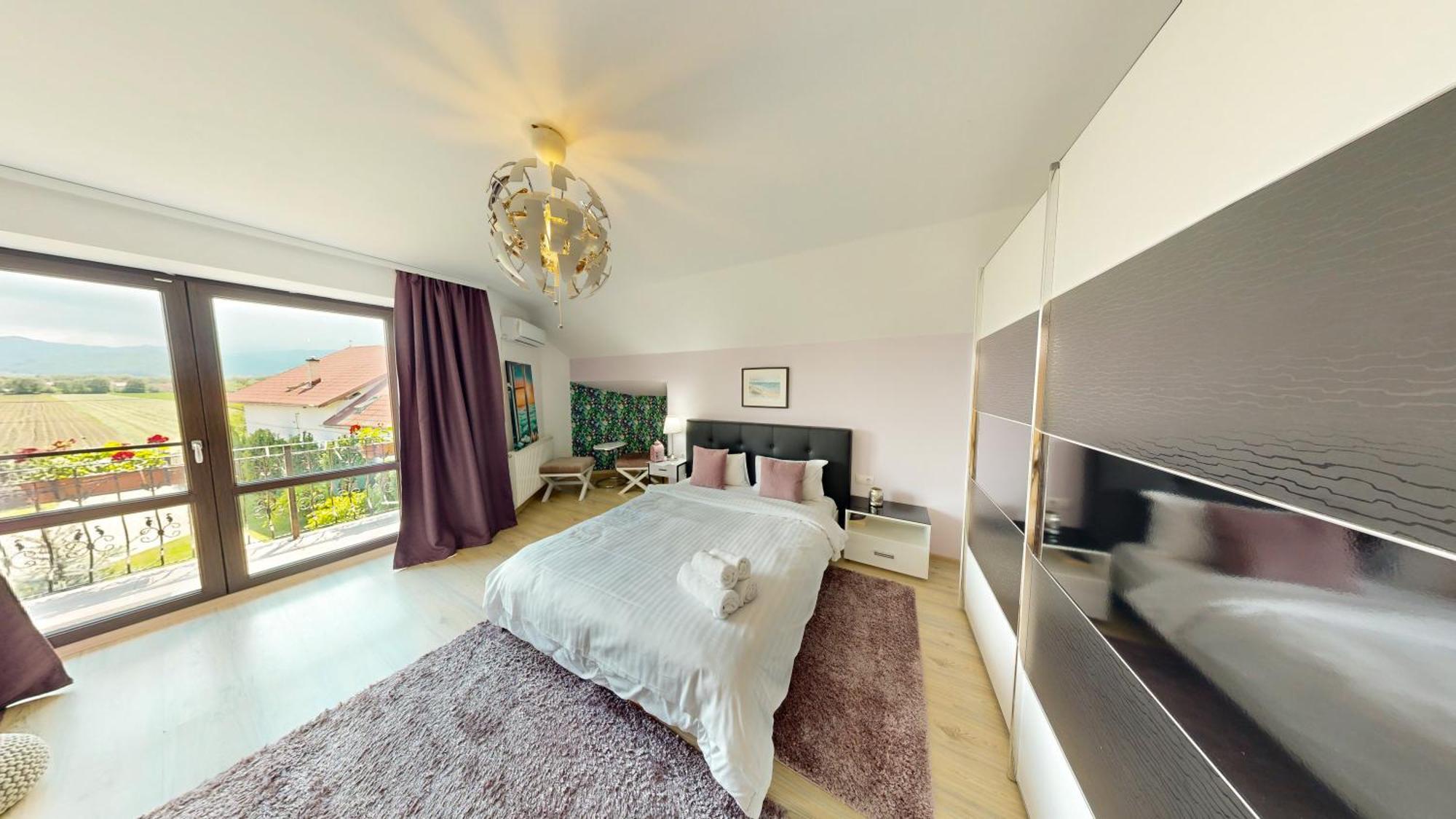 Janine Garden Hotel Braşov Eksteriør billede
